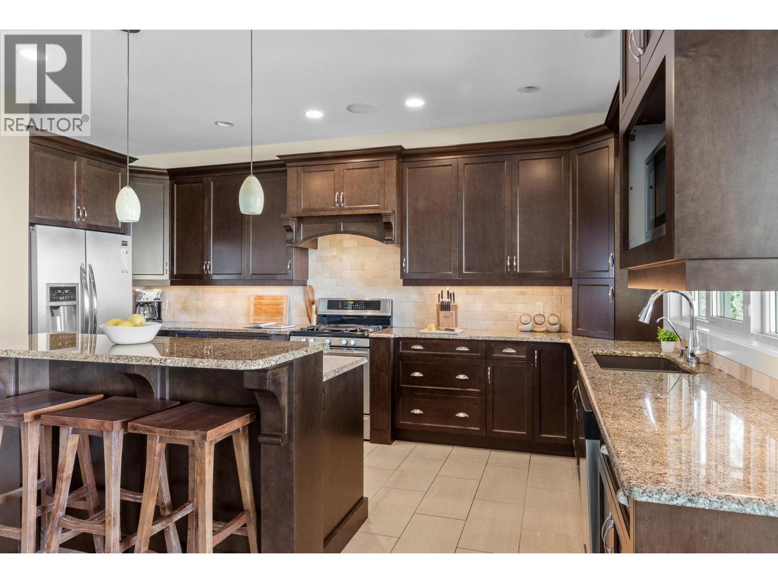 136 Falcon Place - 33