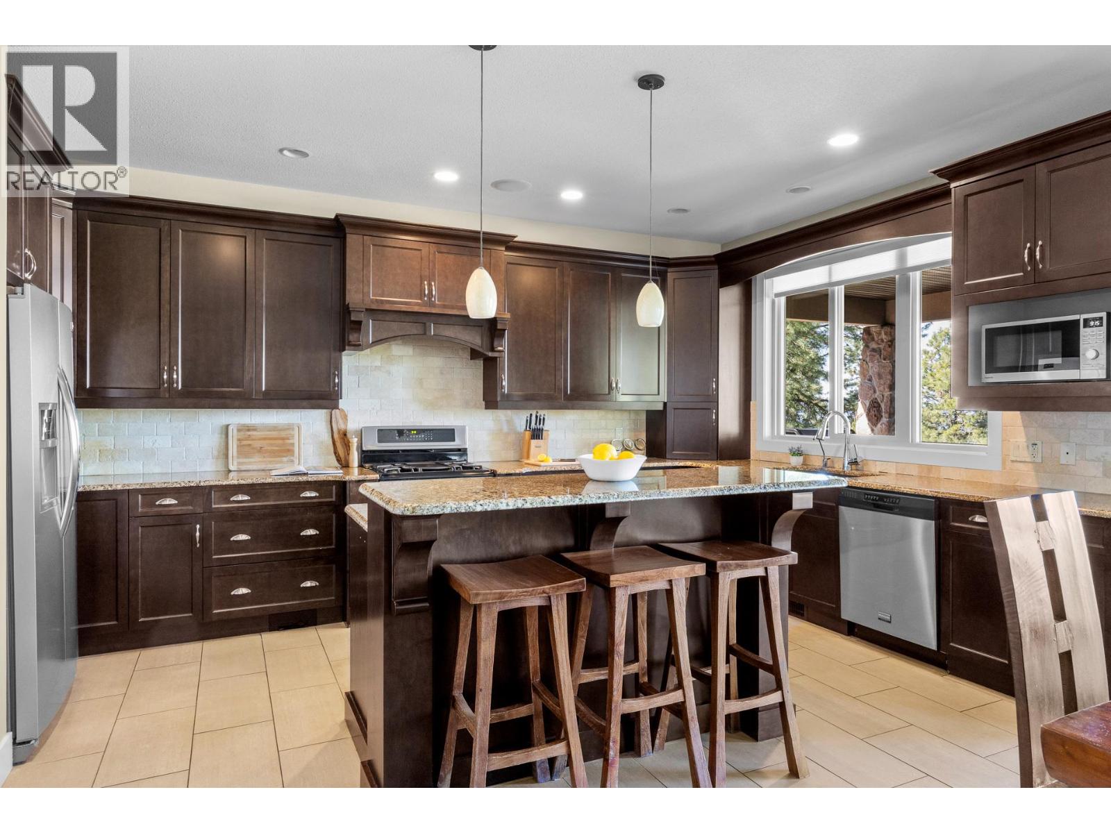 136 Falcon Place - 28