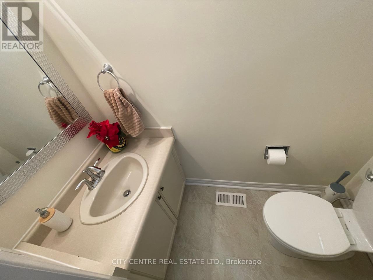 79 TAMARACK CIRCLE - 44