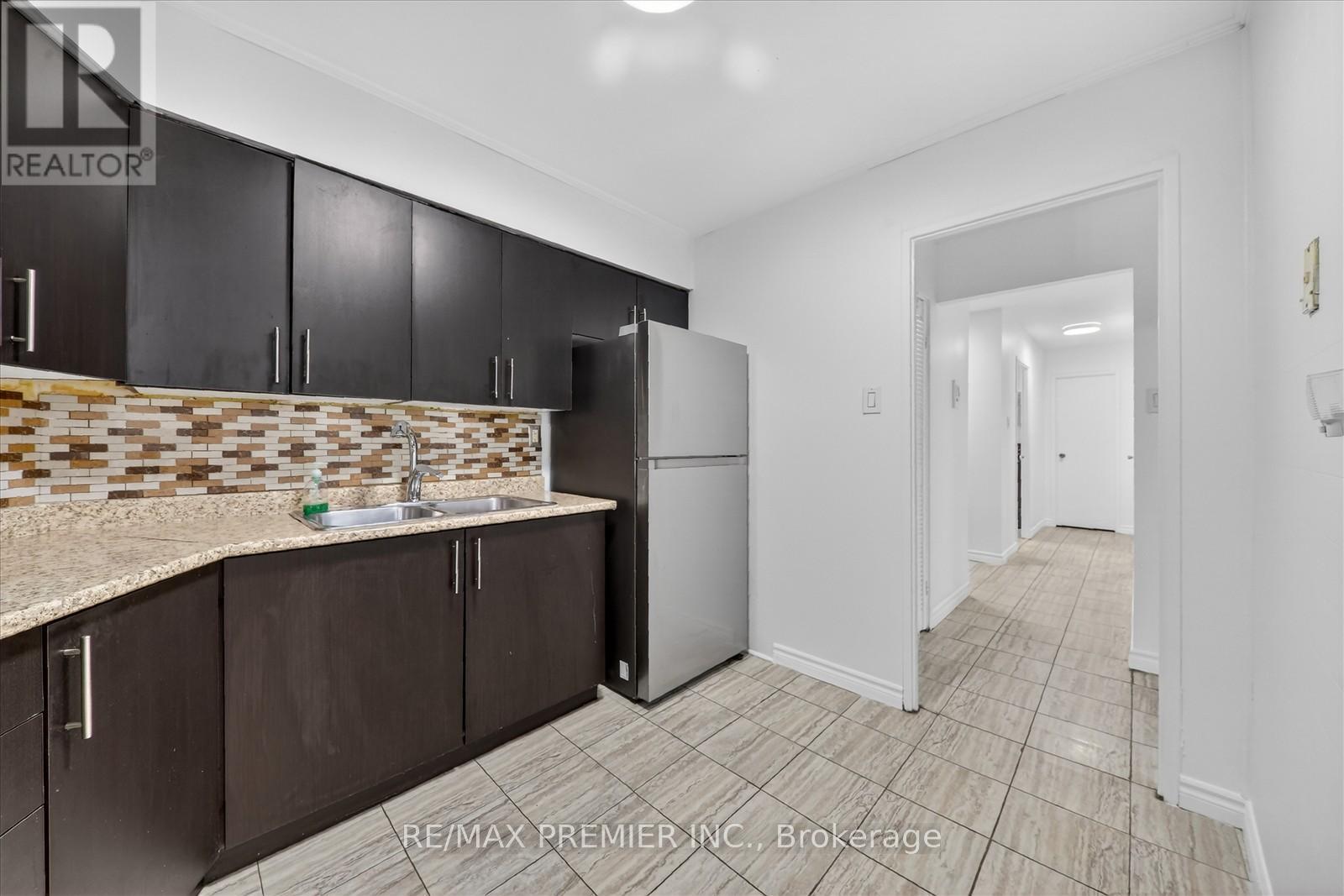 #712 3555 DERRY ROAD E - 2