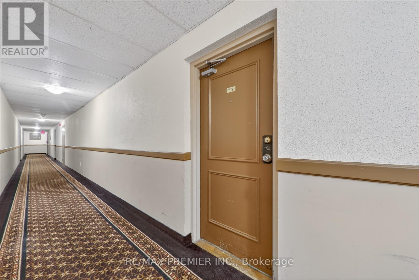 #712 3555 DERRY ROAD E - 16