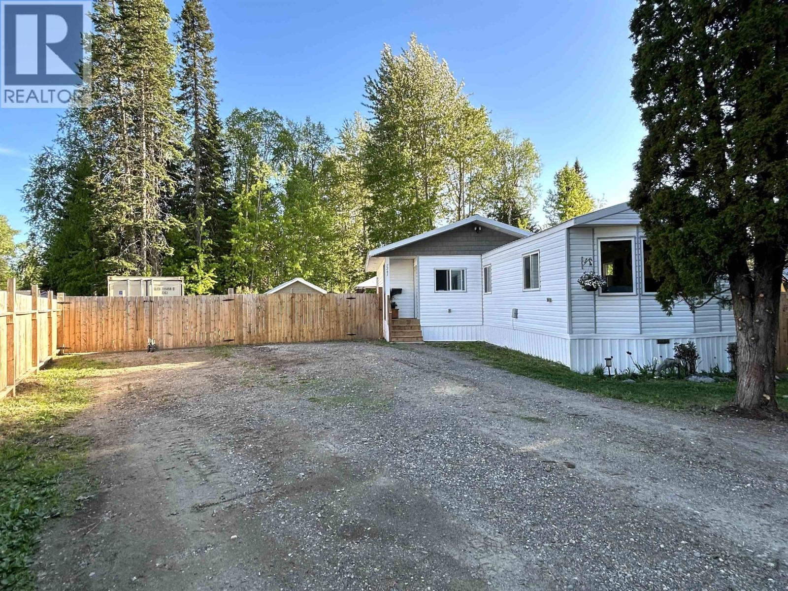 Kitchen of 7245 DAWSON PLACE · Prince George, BC