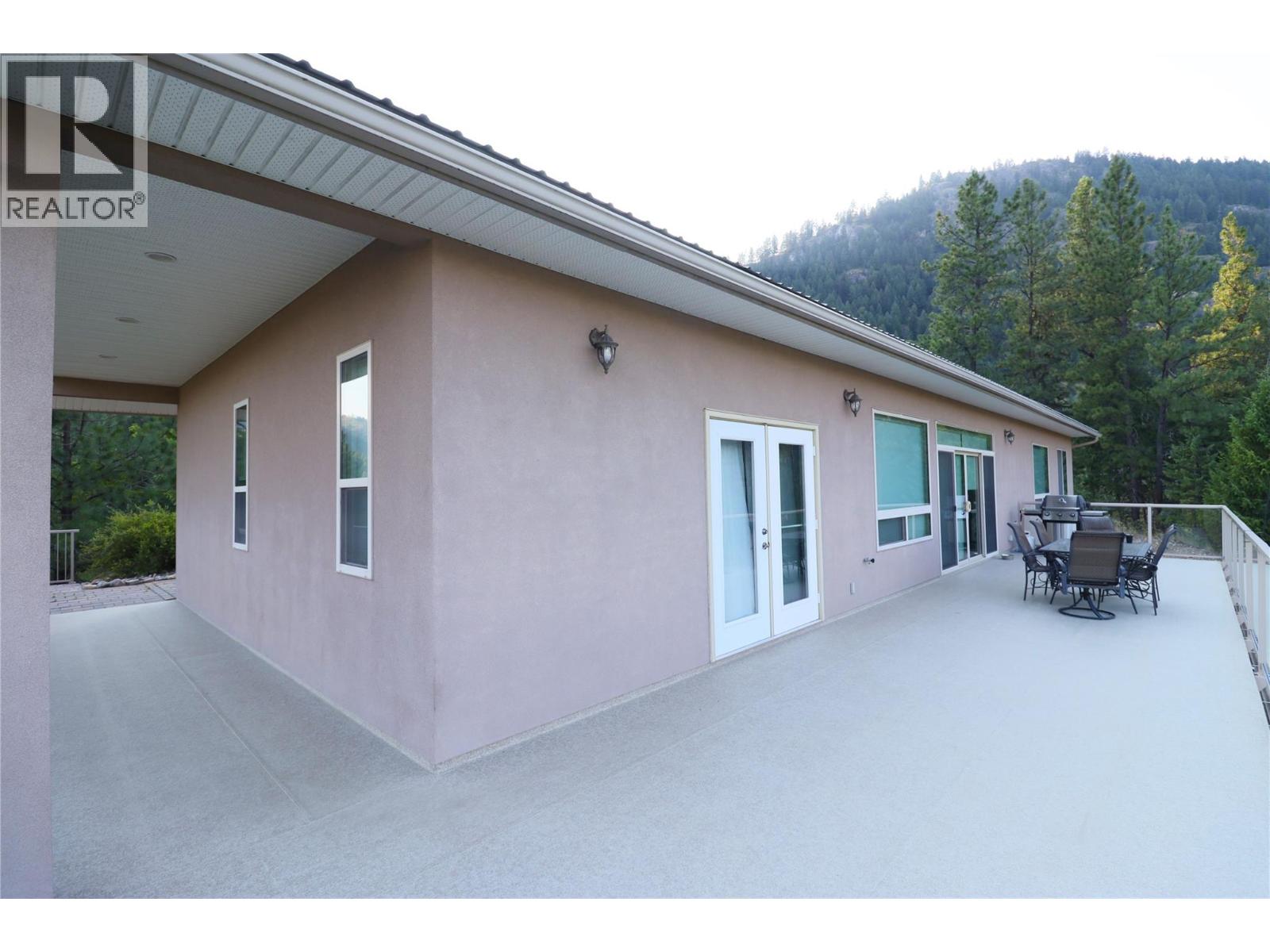 3285 EAGLE RIDGE Road - 55