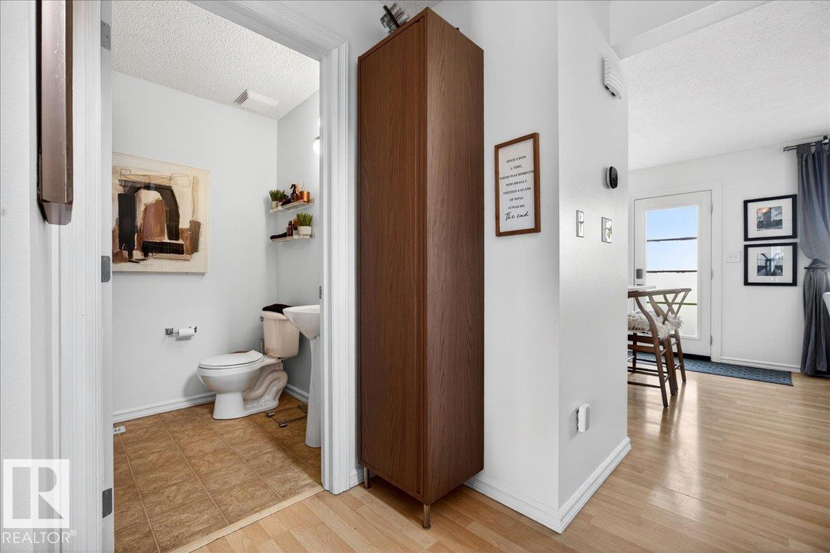 3934 160 AV NW - 11