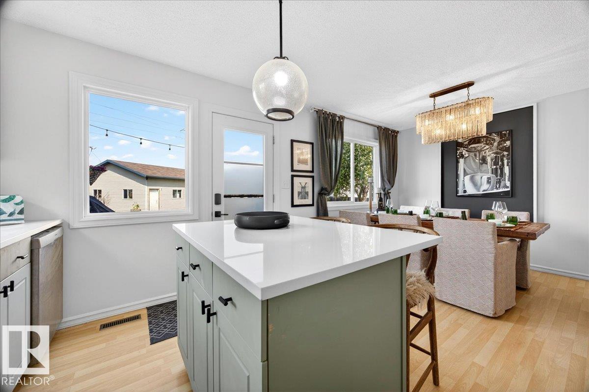 3934 160 AV NW - 18