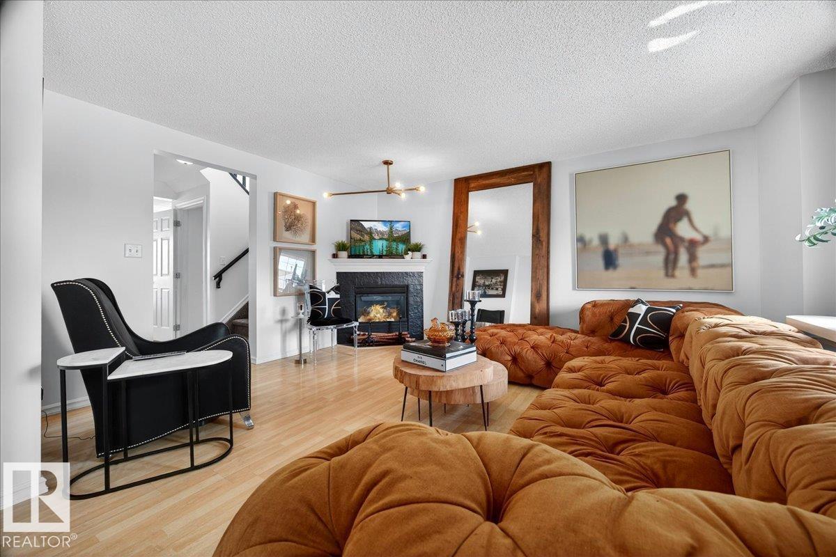 3934 160 AV NW - 8