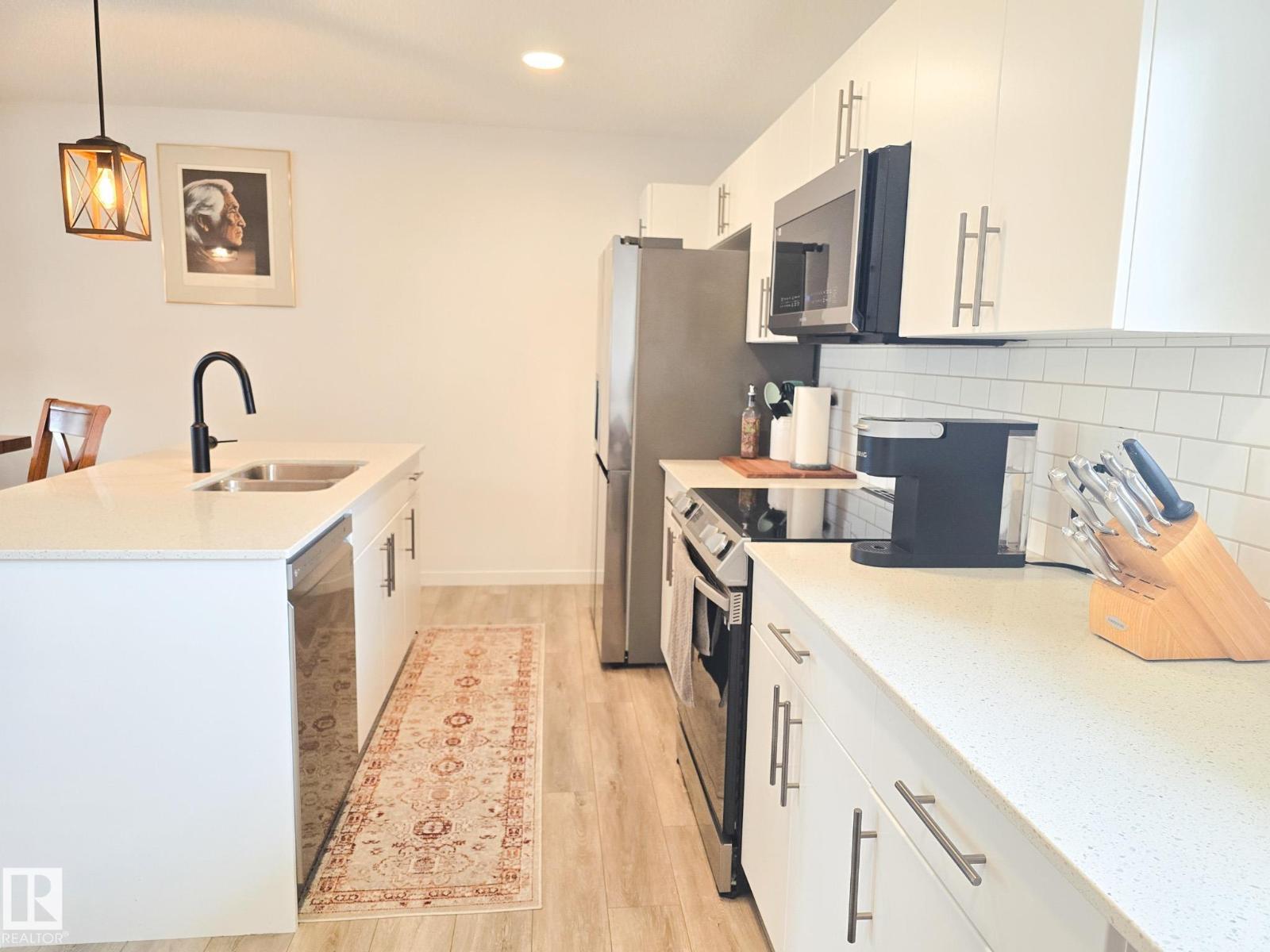 #70 50 MCLAUGHLIN DR - 8
