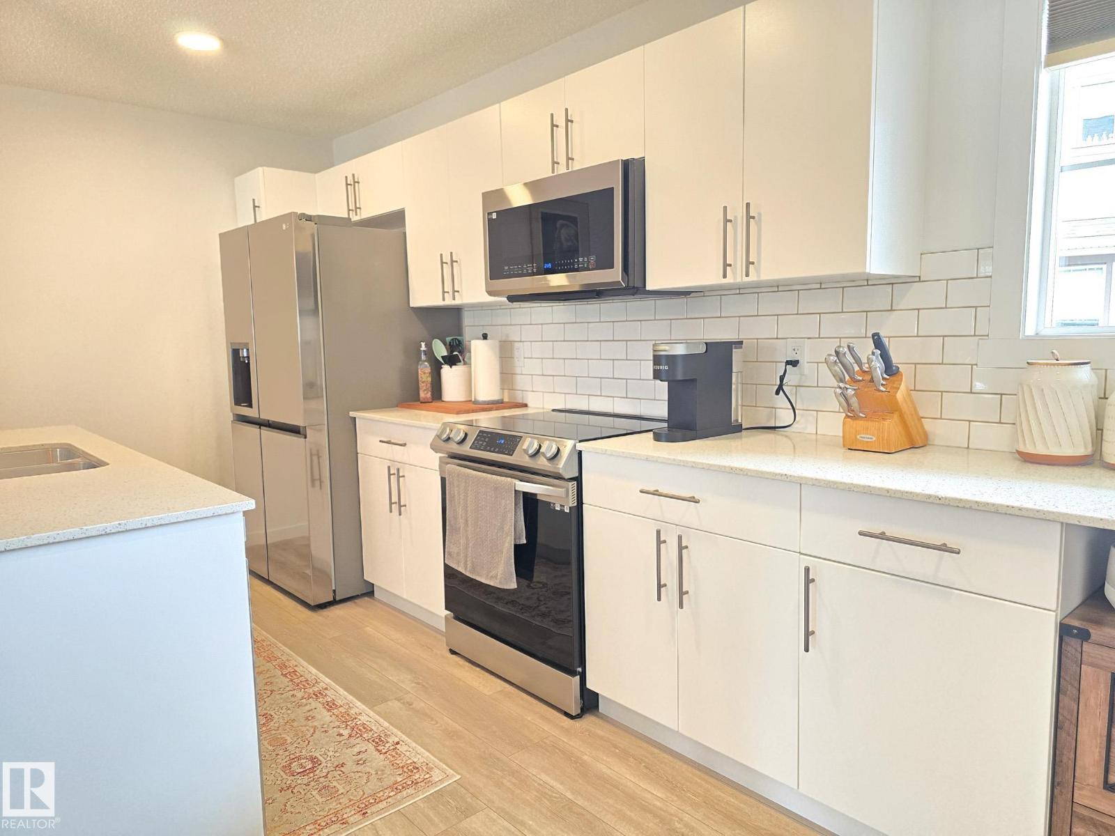 #70 50 MCLAUGHLIN DR - 6