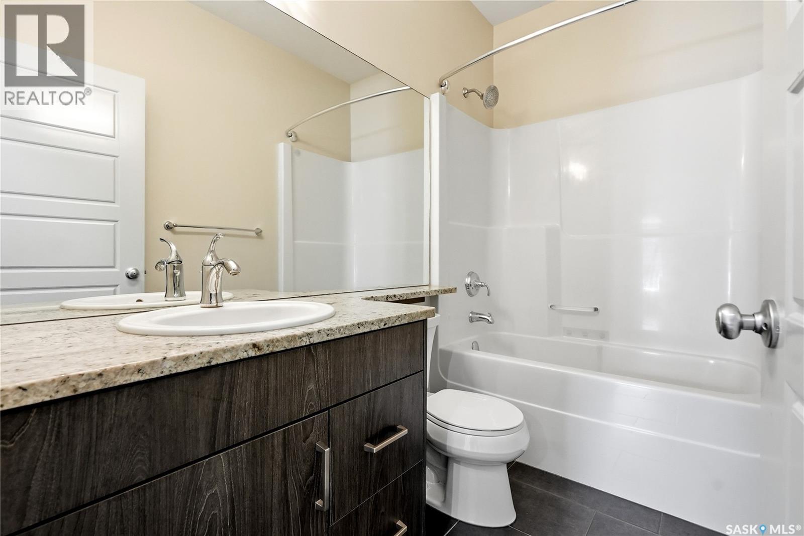 270 Newton LINK - 17
