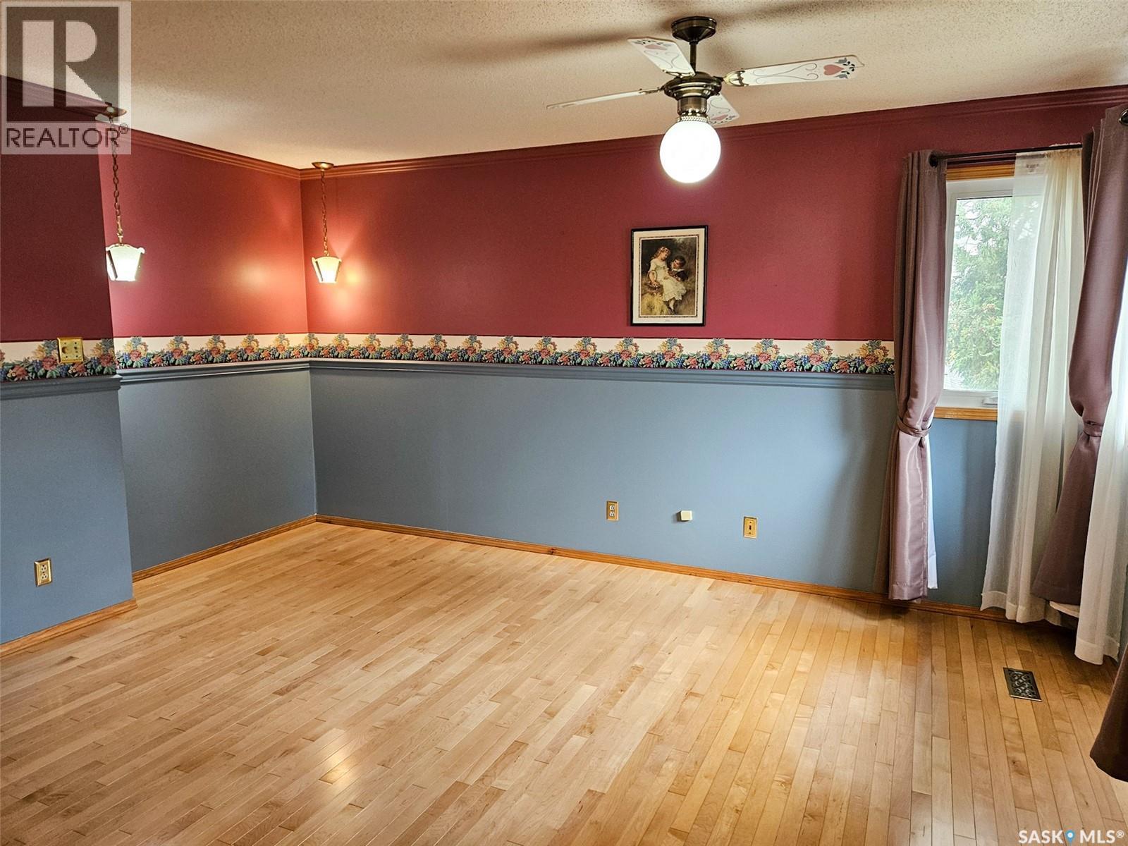720 Whyte AVENUE - 12
