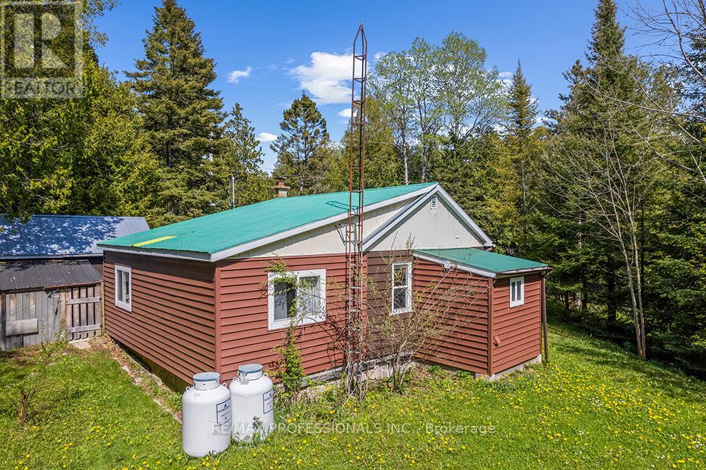 23 WOODSTOCK AVENUE - 26