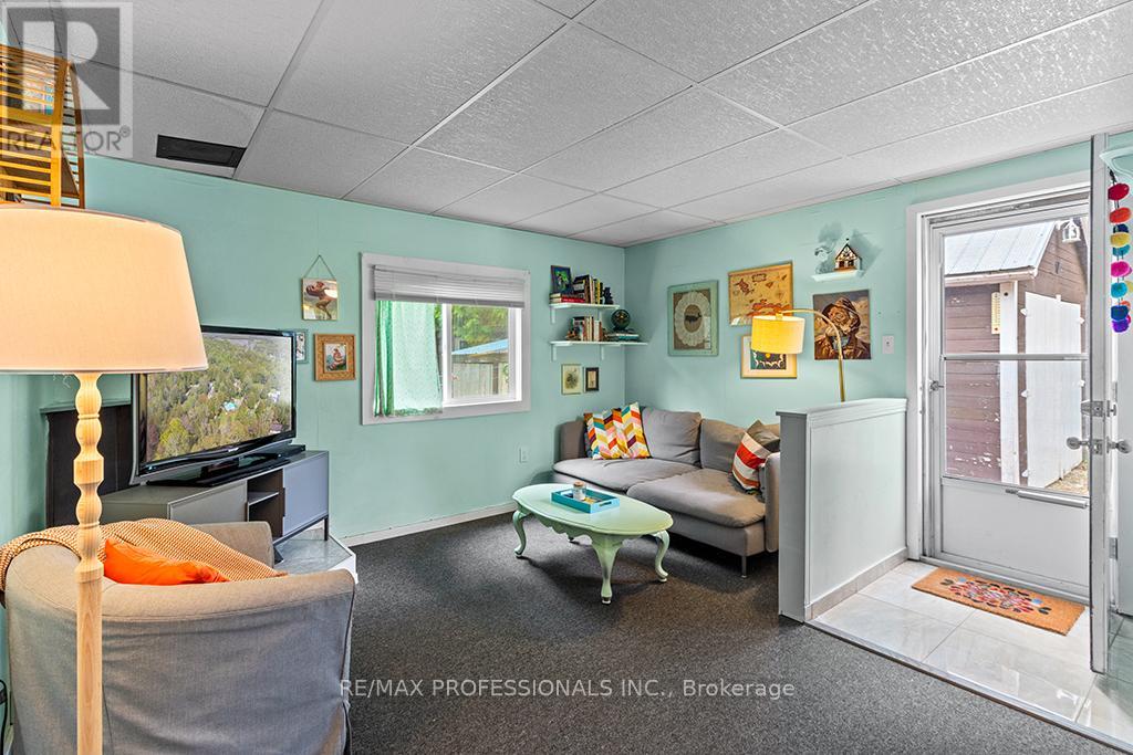 23 WOODSTOCK AVENUE - 7
