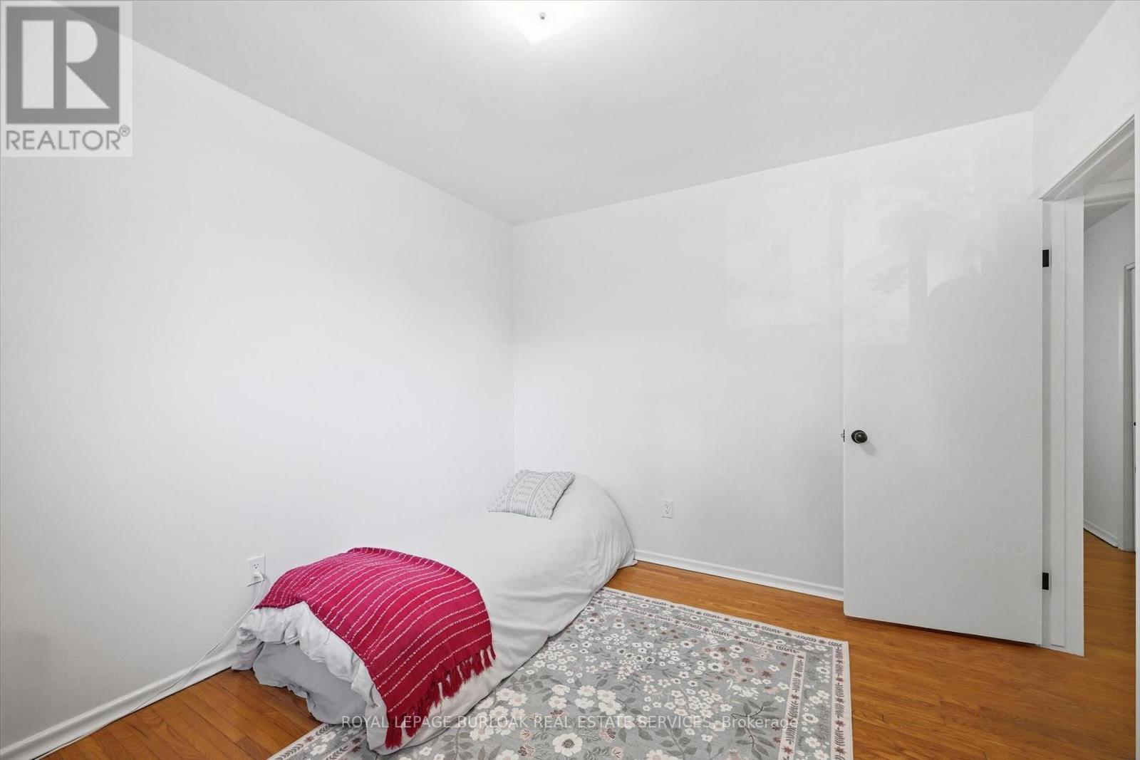 75 FLAMBORO STREET - 18