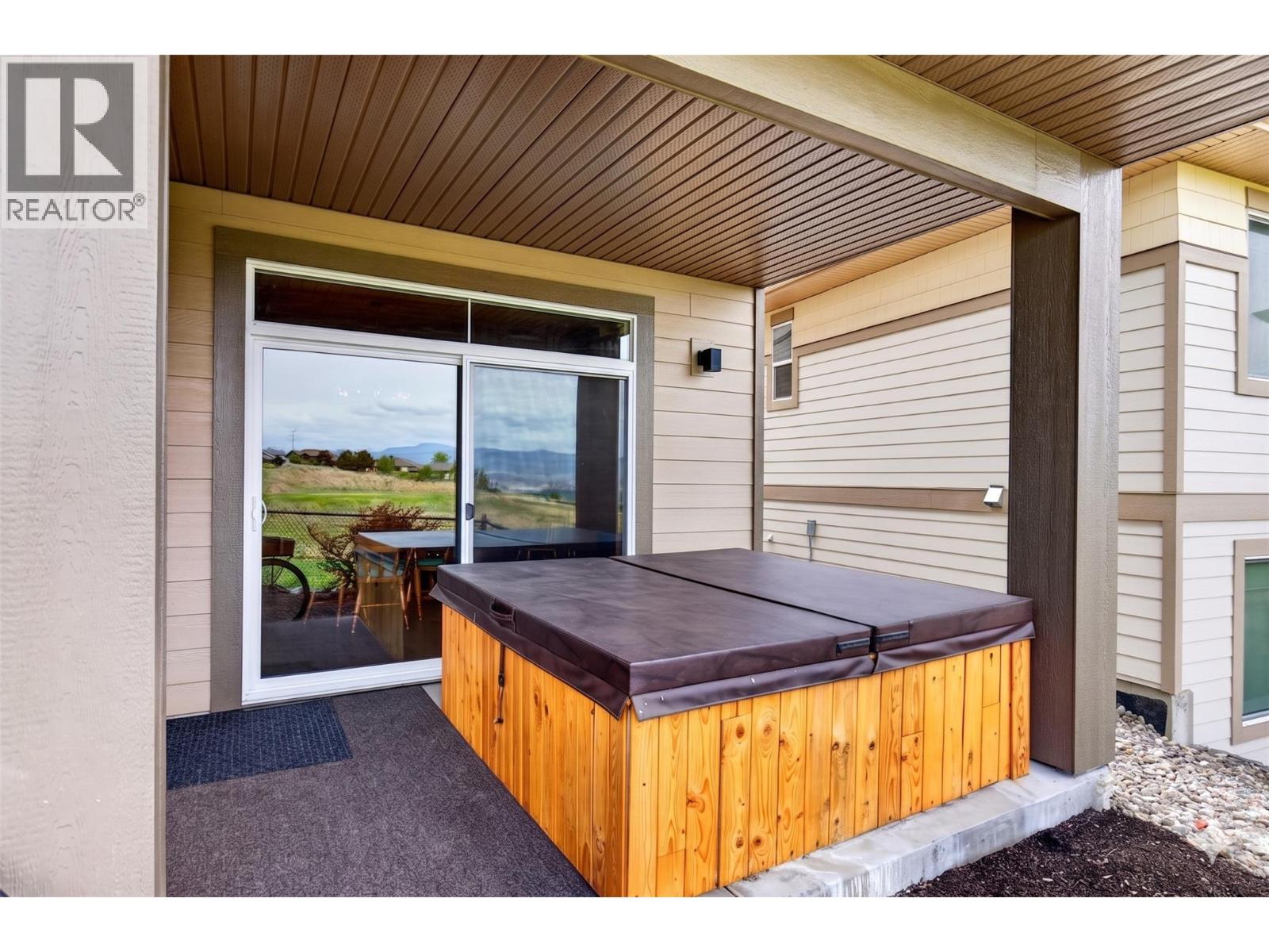 1380 Tower Ranch Drive, Kelowna