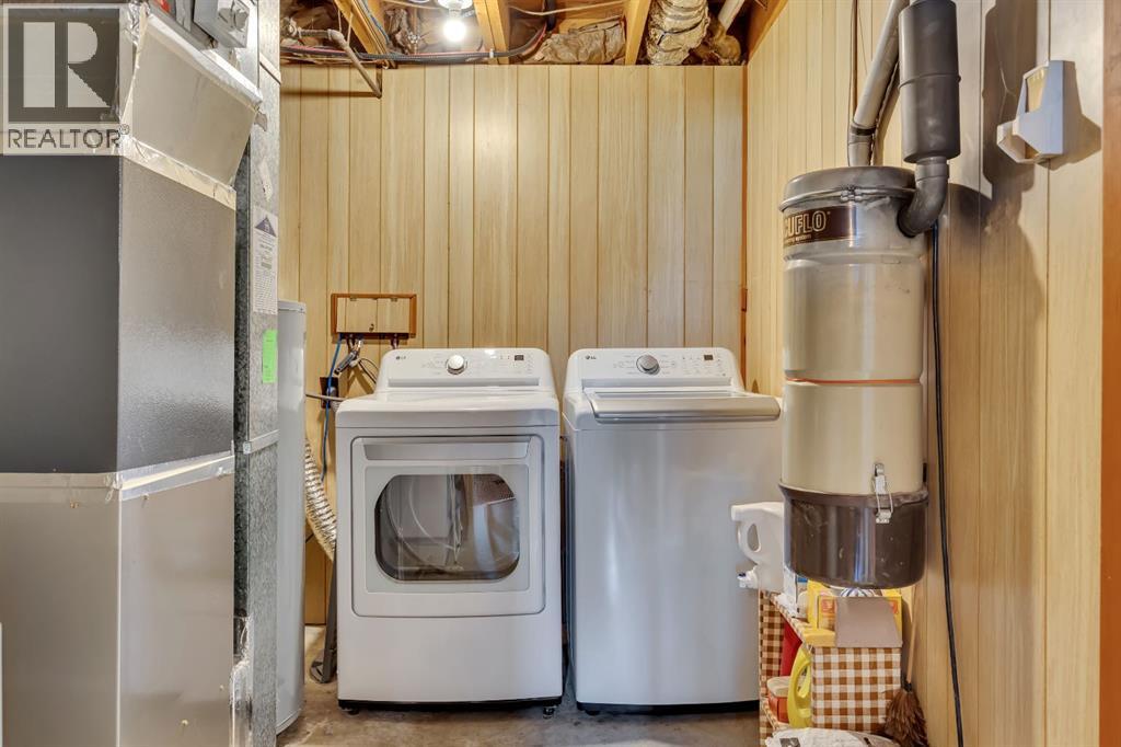 335 Huntbourne Hill NE - 35