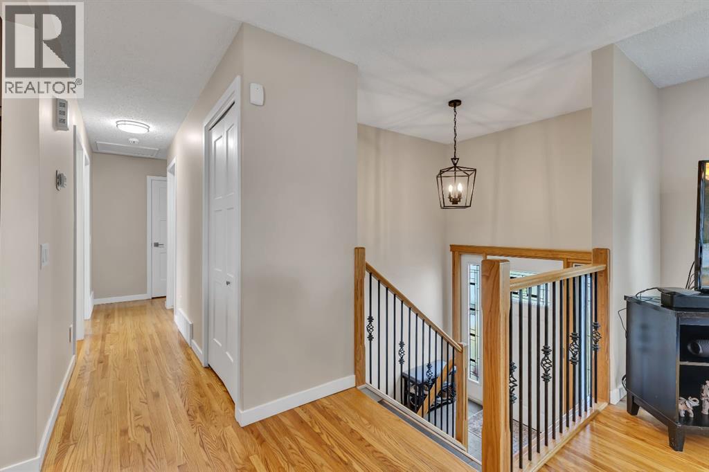 335 Huntbourne Hill NE - 4