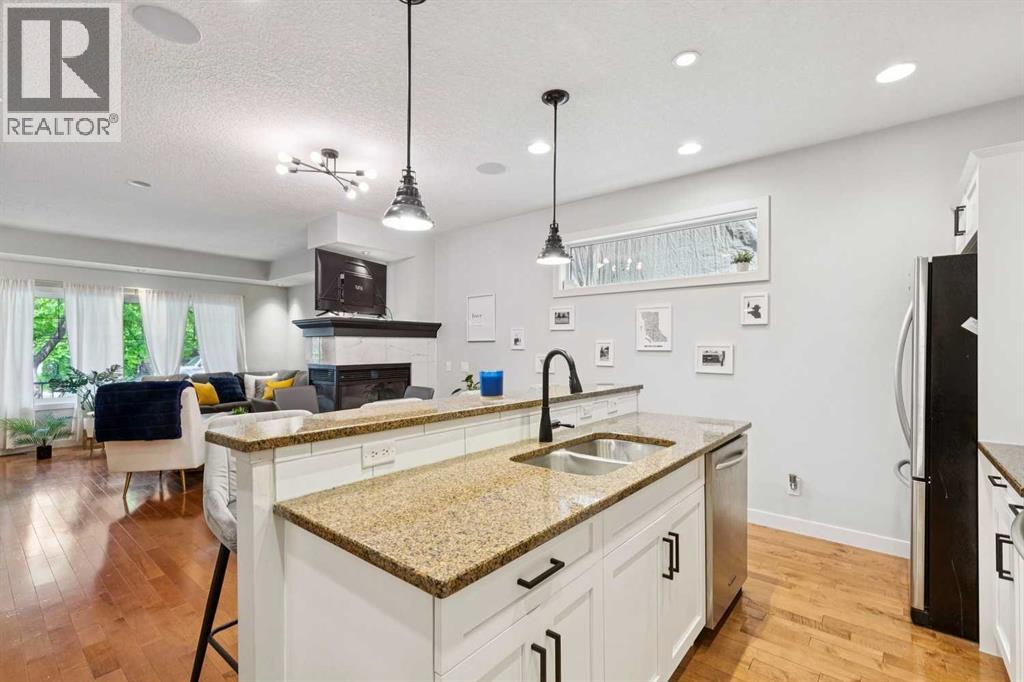#1 528 34 Street NW - 14