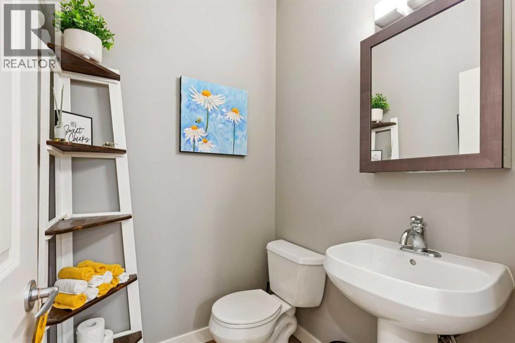 #1 528 34 Street NW - 18