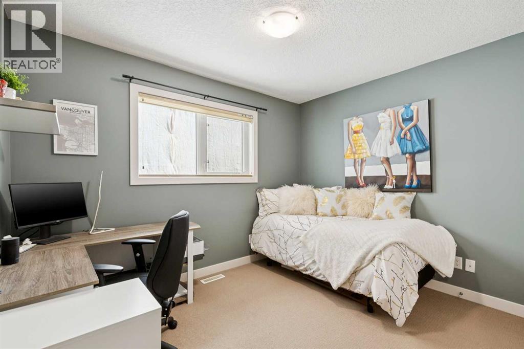 #1 528 34 Street NW - 26