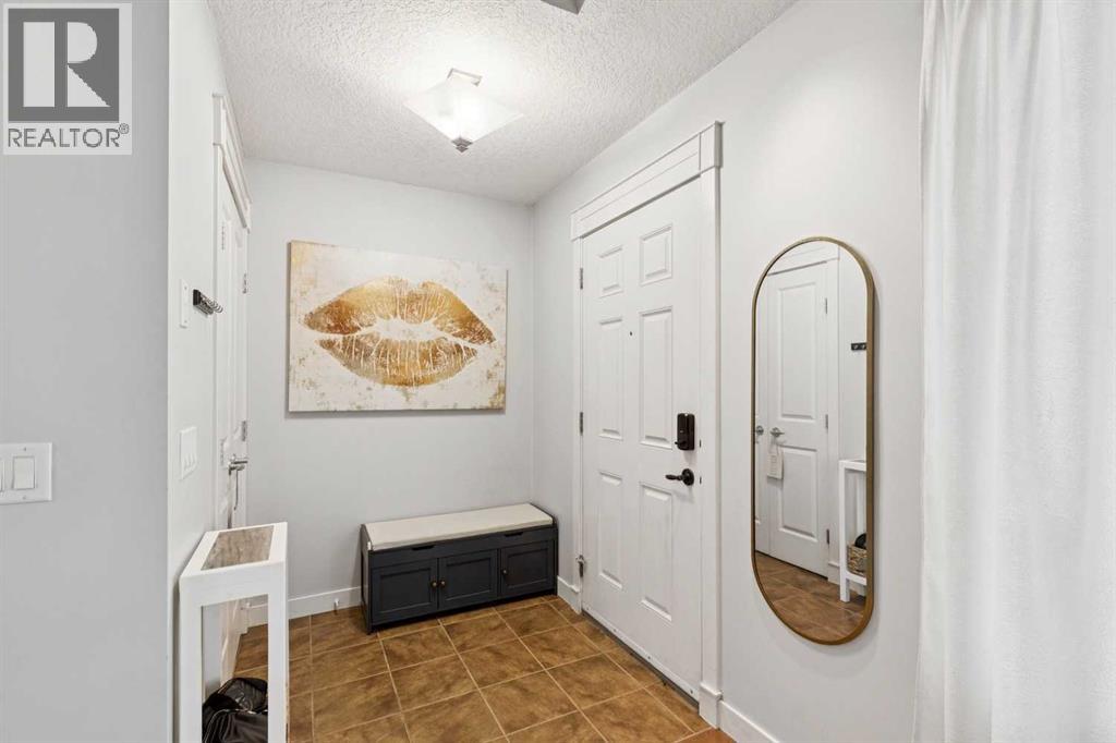 #1 528 34 Street NW - 9