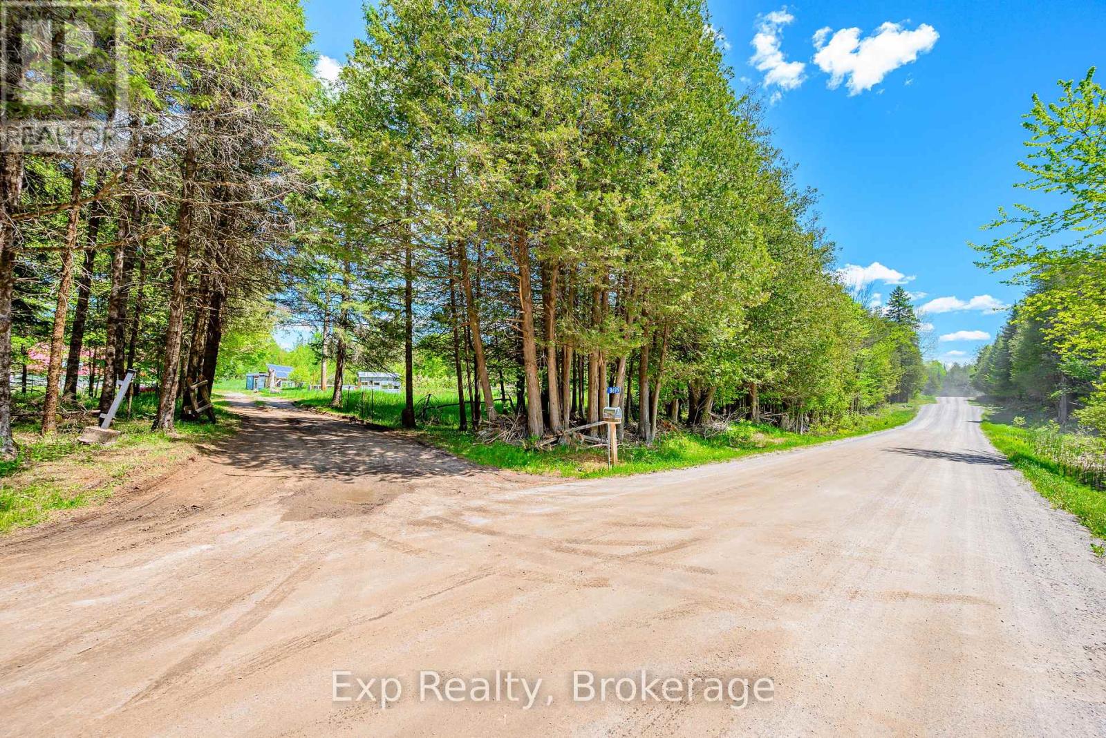 8699 OLD HASTING ROAD - 40