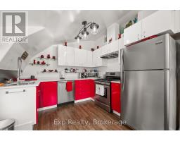 Mud room - 8699 Old Hasting Road, Tudor And Cashel, ON K0K1Y0 Photo 10
