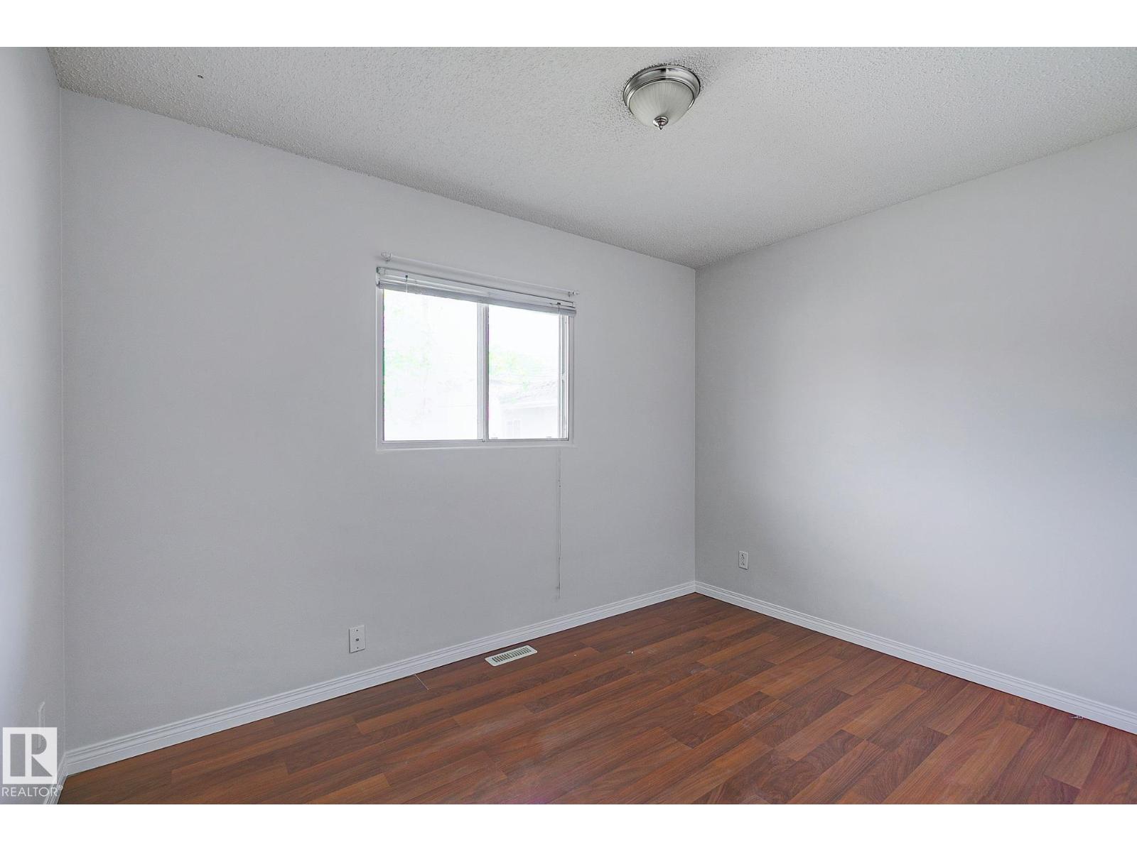 11930 56 ST NW - 12