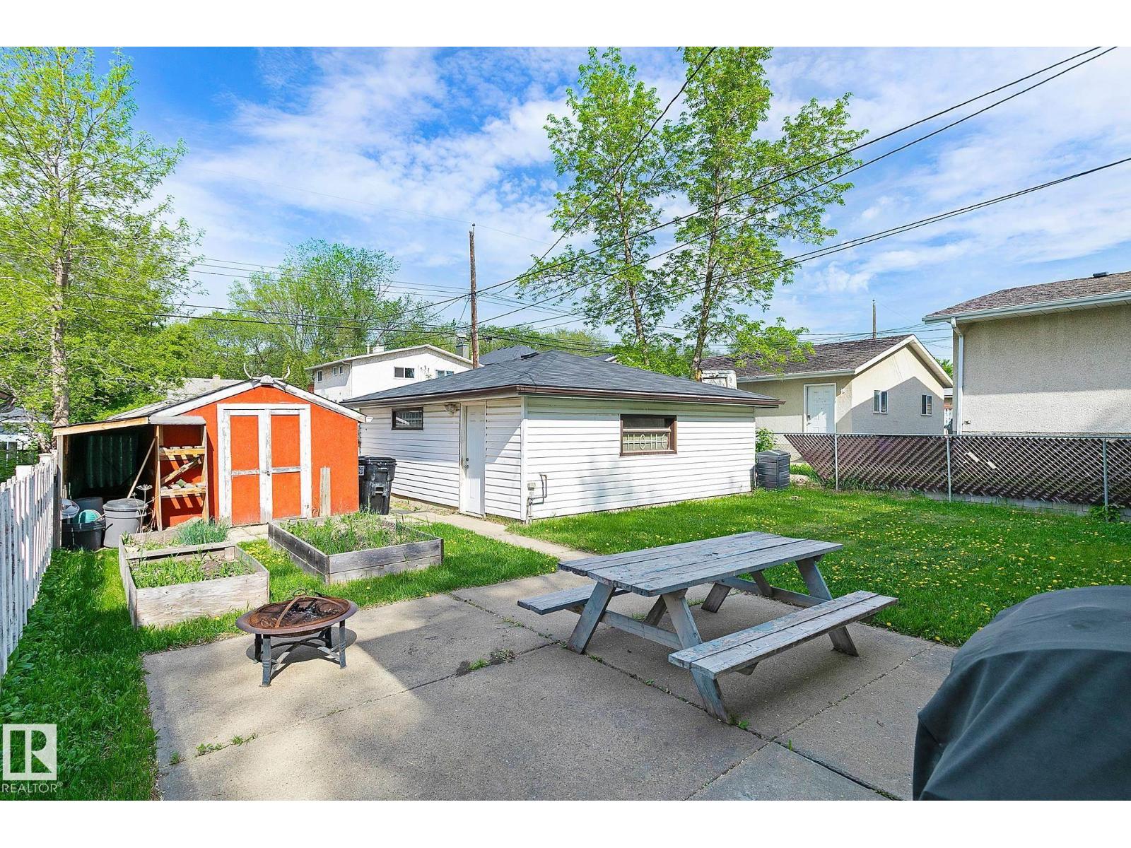 11930 56 ST NW - 23