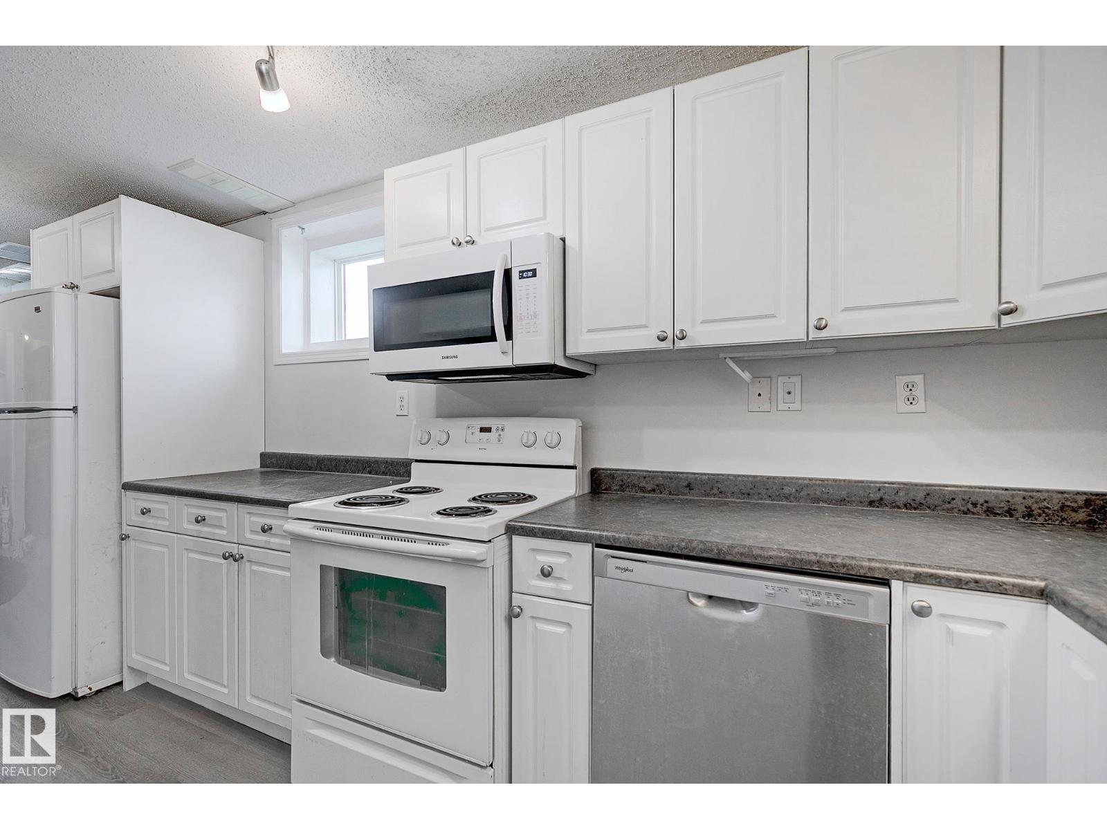 11930 56 ST NW - 17