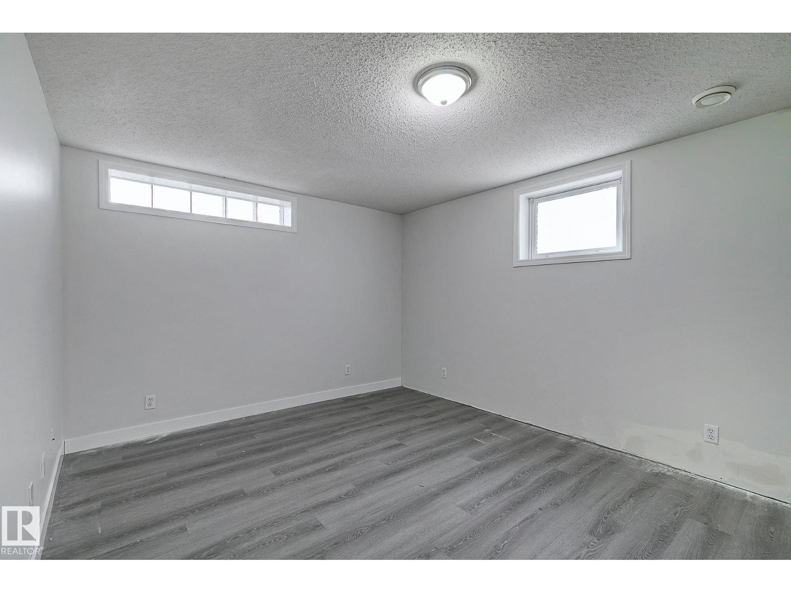 11930 56 ST NW - 19