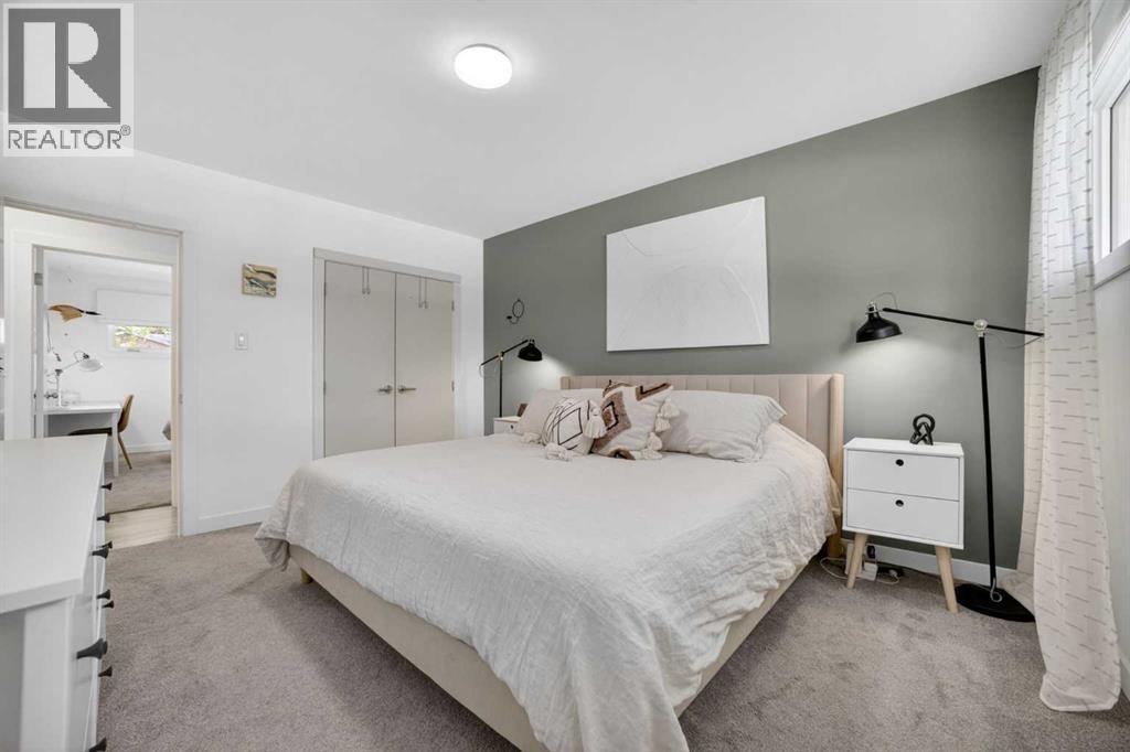 2211 18 Avenue S - 21