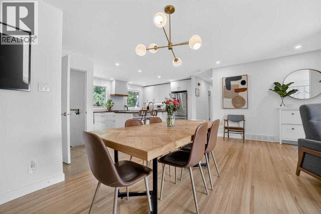 2211 18 Avenue S - 10
