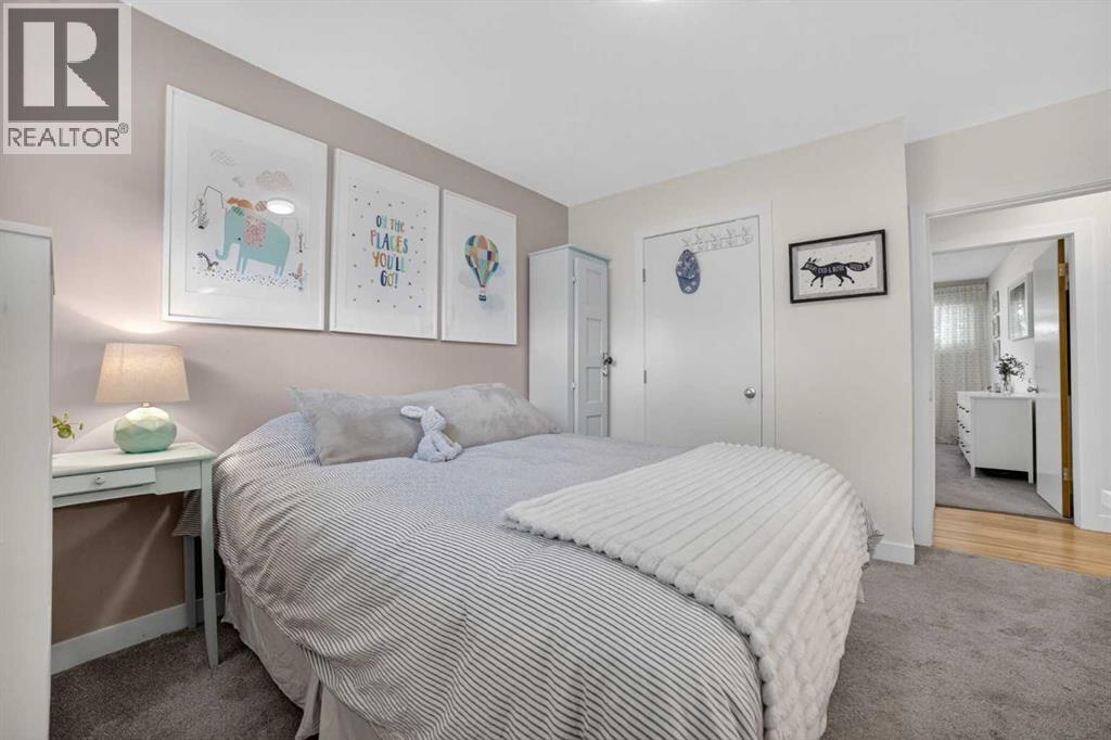 2211 18 Avenue S - 24