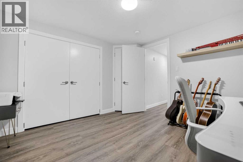 2211 18 Avenue S - 39
