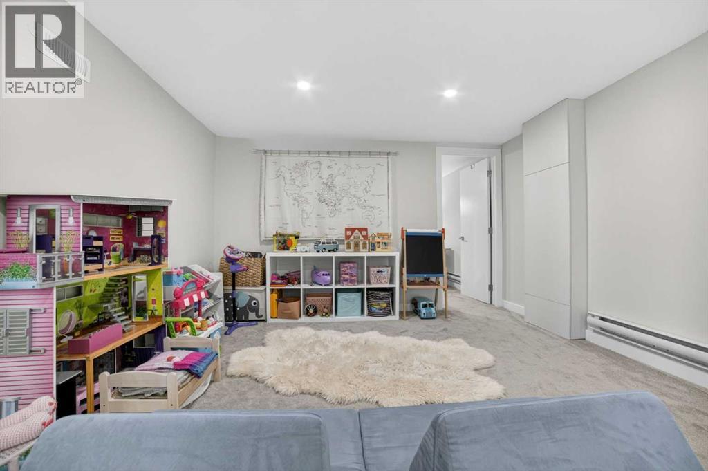 2211 18 Avenue S - 32
