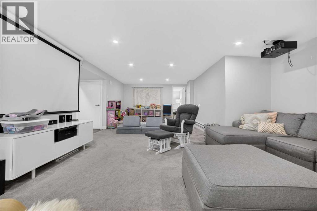 2211 18 Avenue S - 30