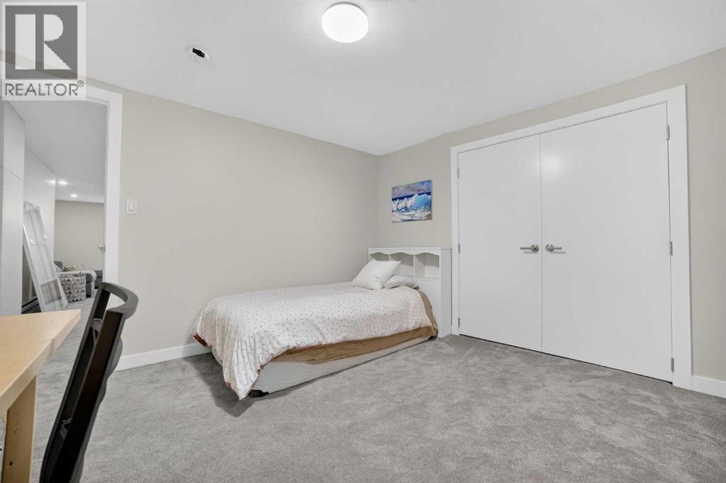 2211 18 Avenue S - 35