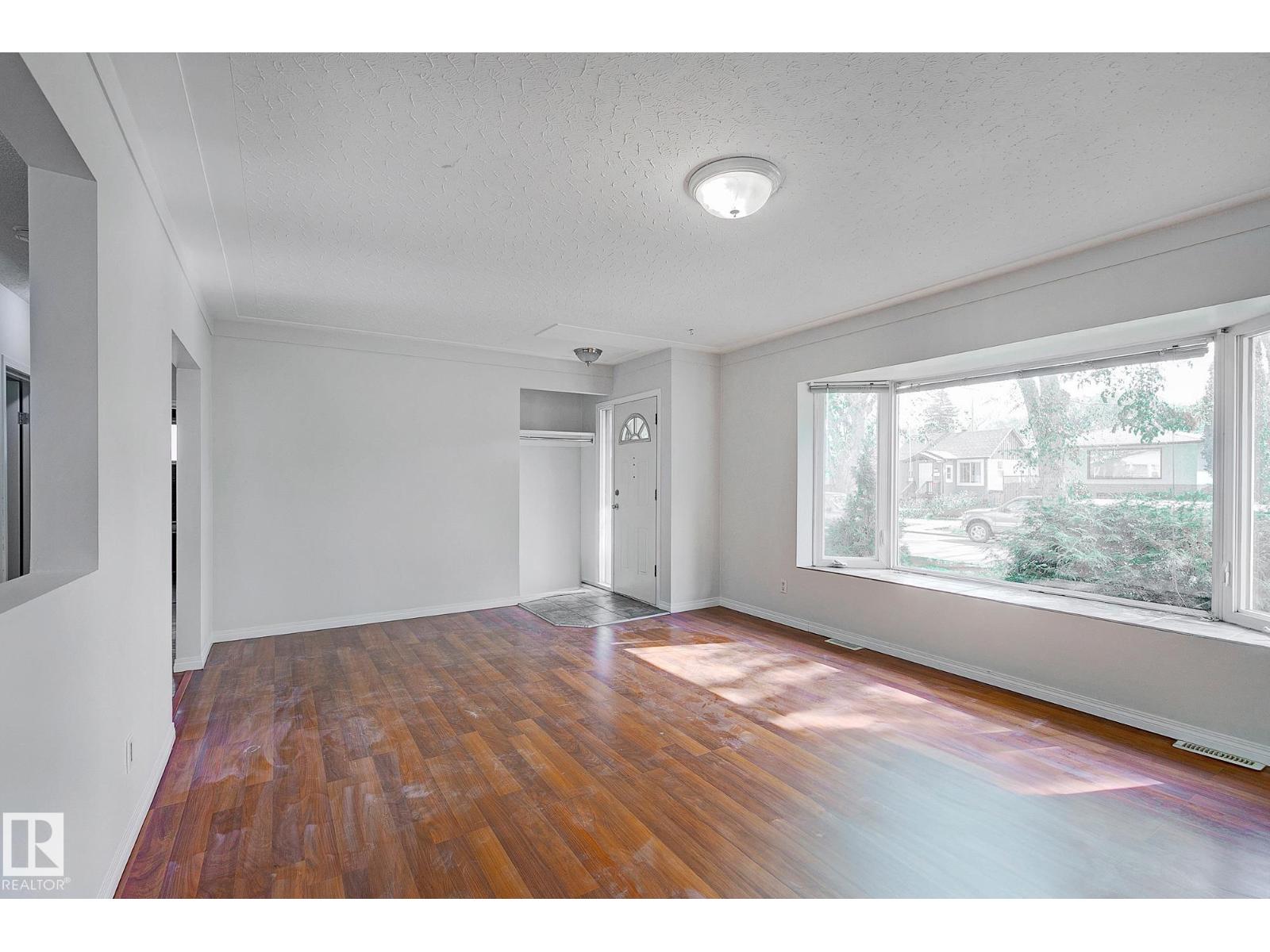 11930 56 ST NW - Image 3