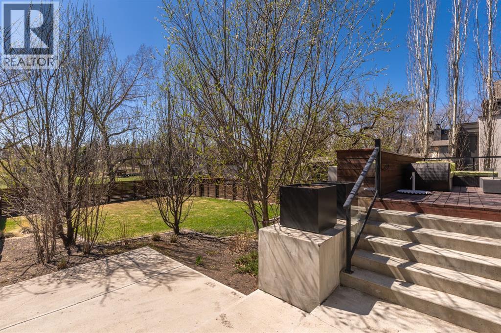 411 Cliffe Avenue SW - 41