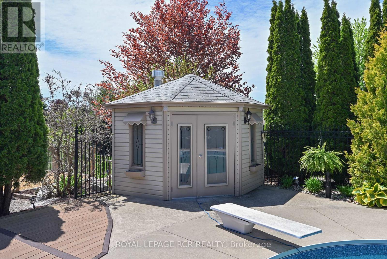 27 ISLAND LAKE ROAD - 36