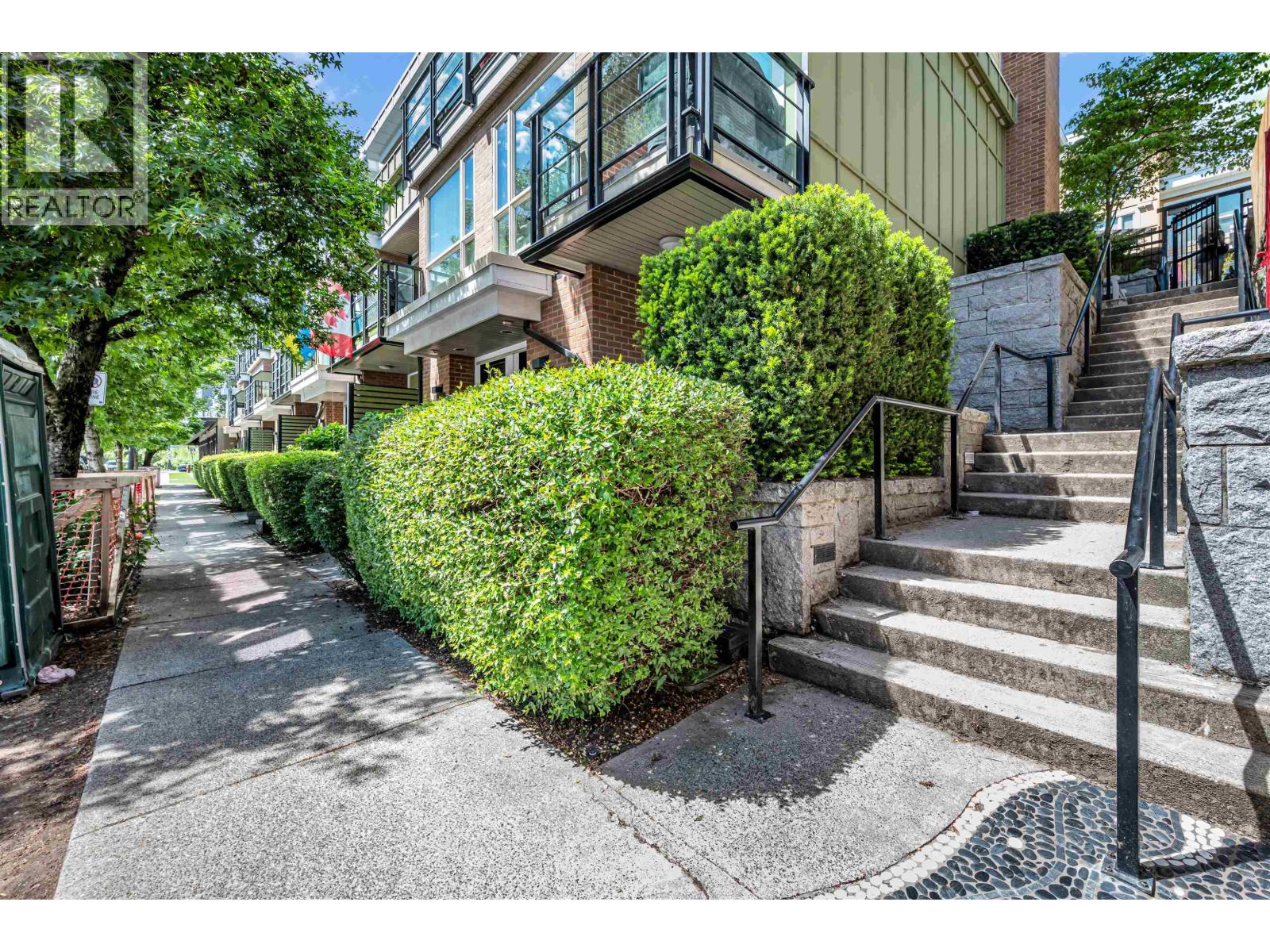 74 728 14TH Street - photo 2