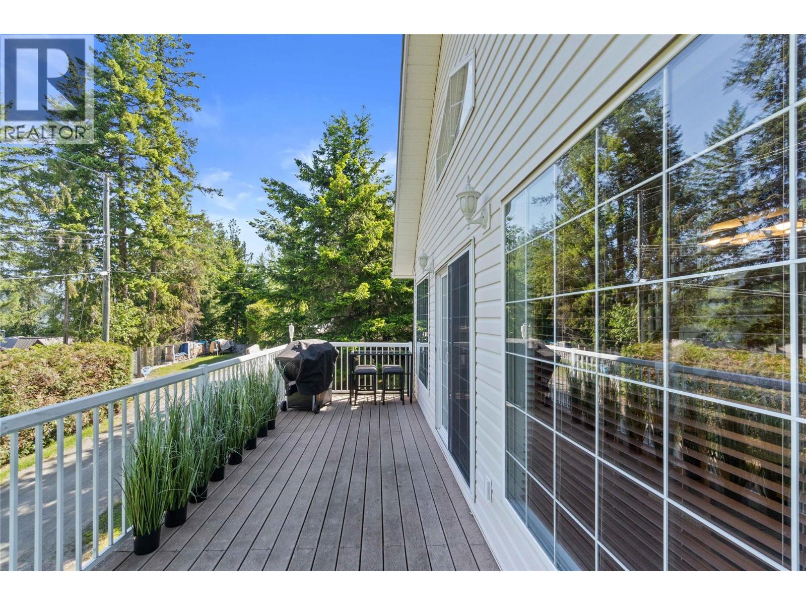 #36 6300 Armstrong Road - 10