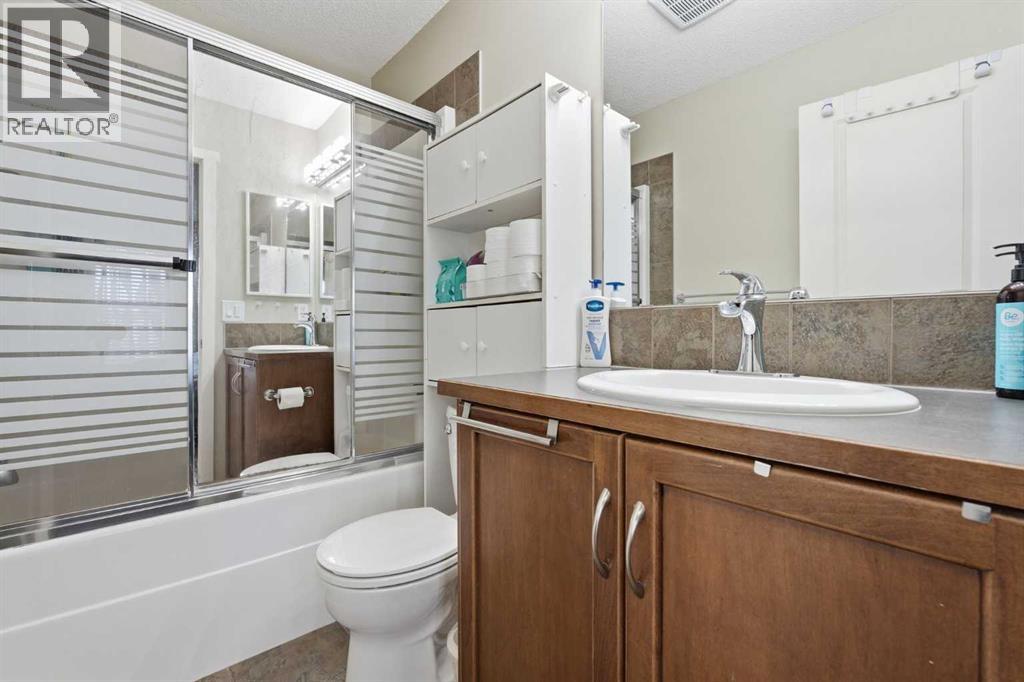 555 Panamount Boulevard - 20