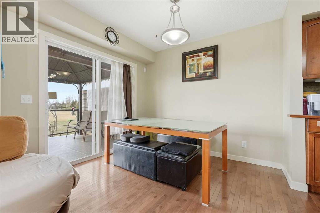 555 Panamount Boulevard - 10