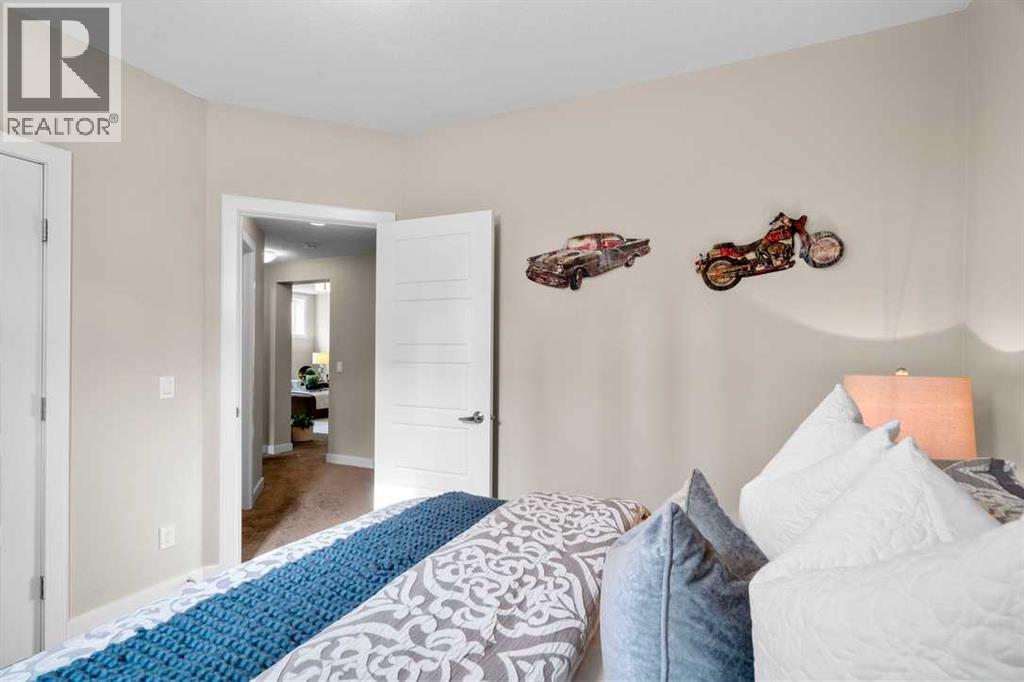25 Fireside Landing, Cochrane