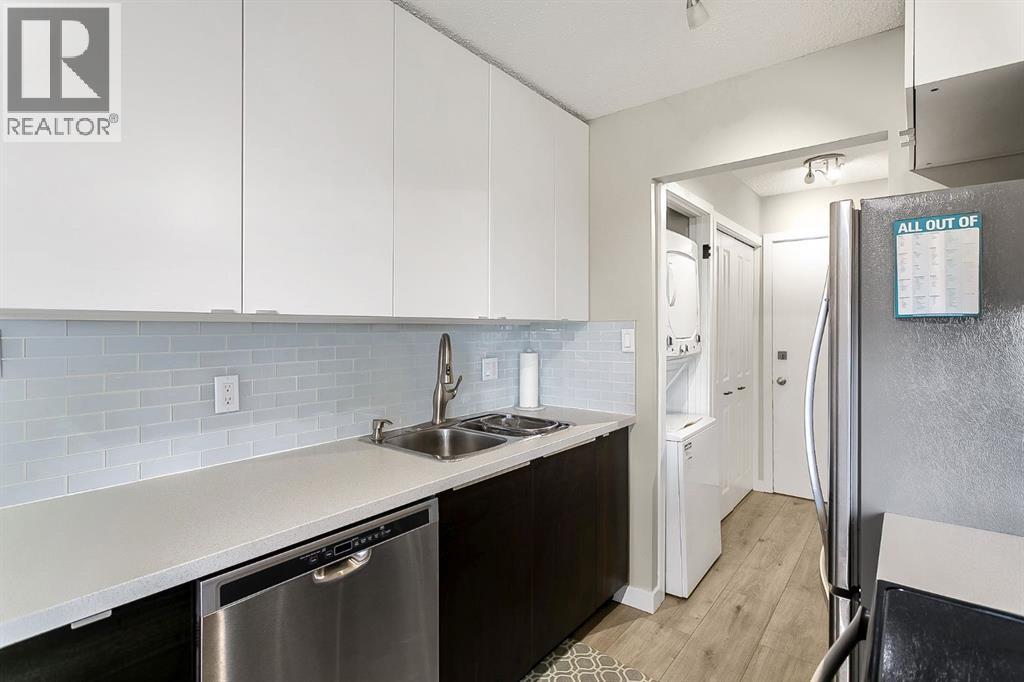 #20 3519 49 Street NW - 16