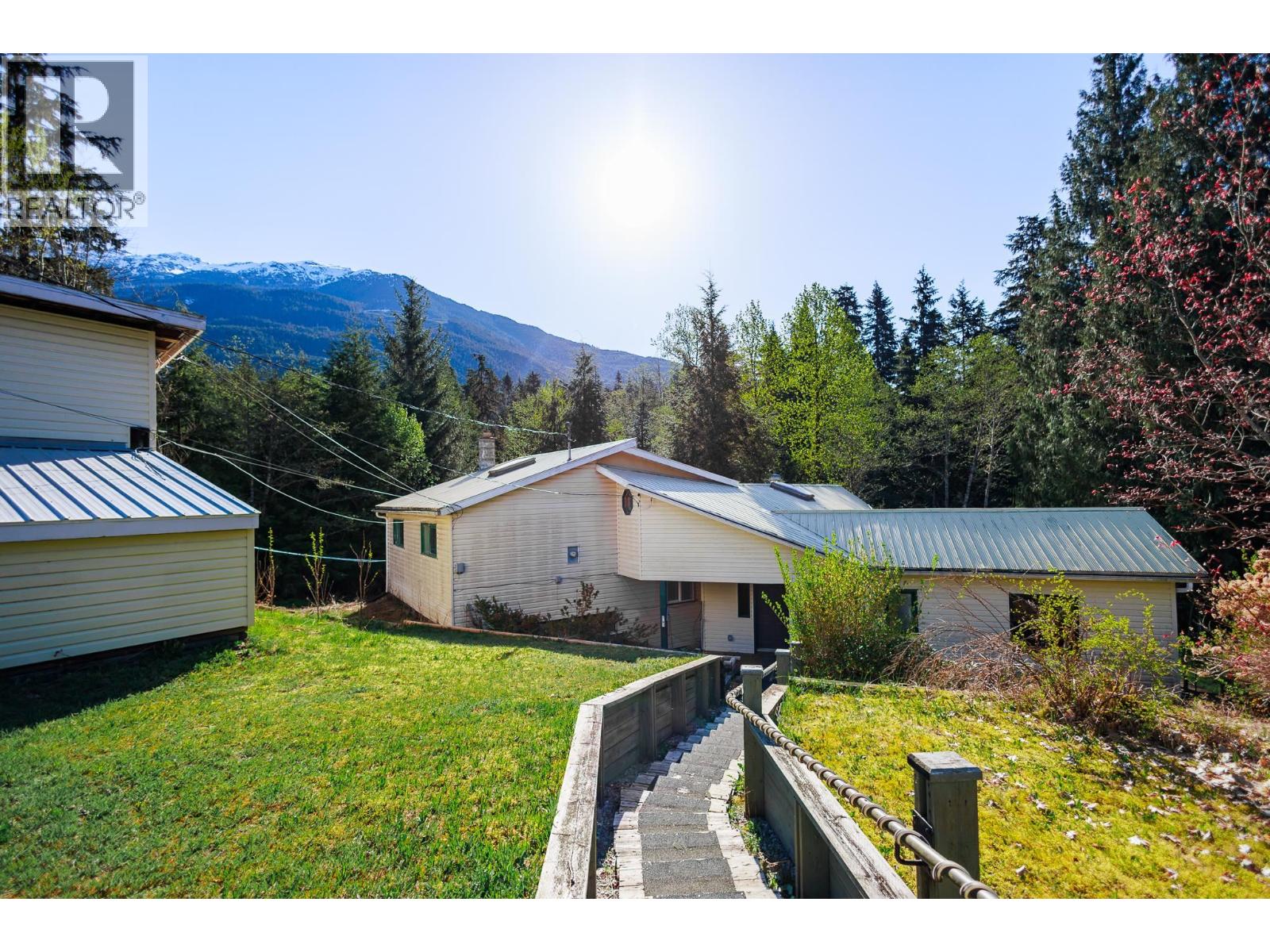 5532 KLEANZA Drive - main photo