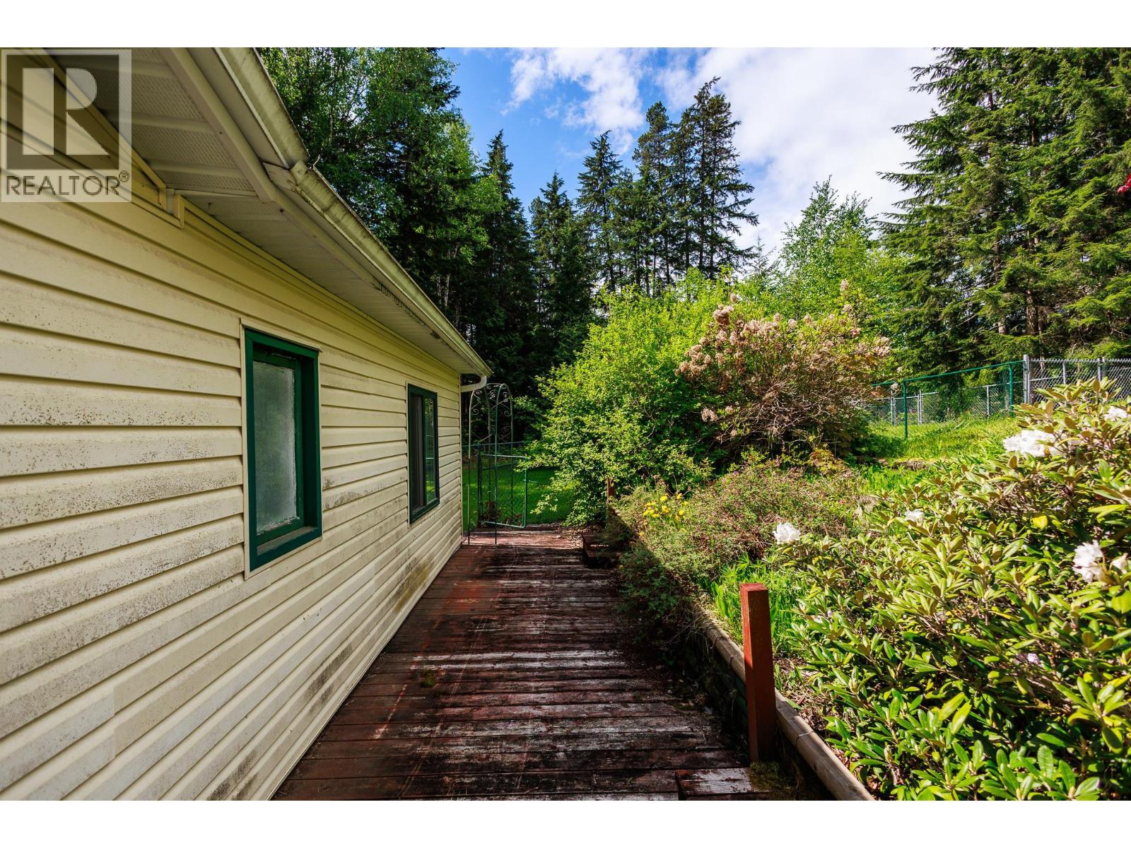 5532 KLEANZA DRIVE - 32
