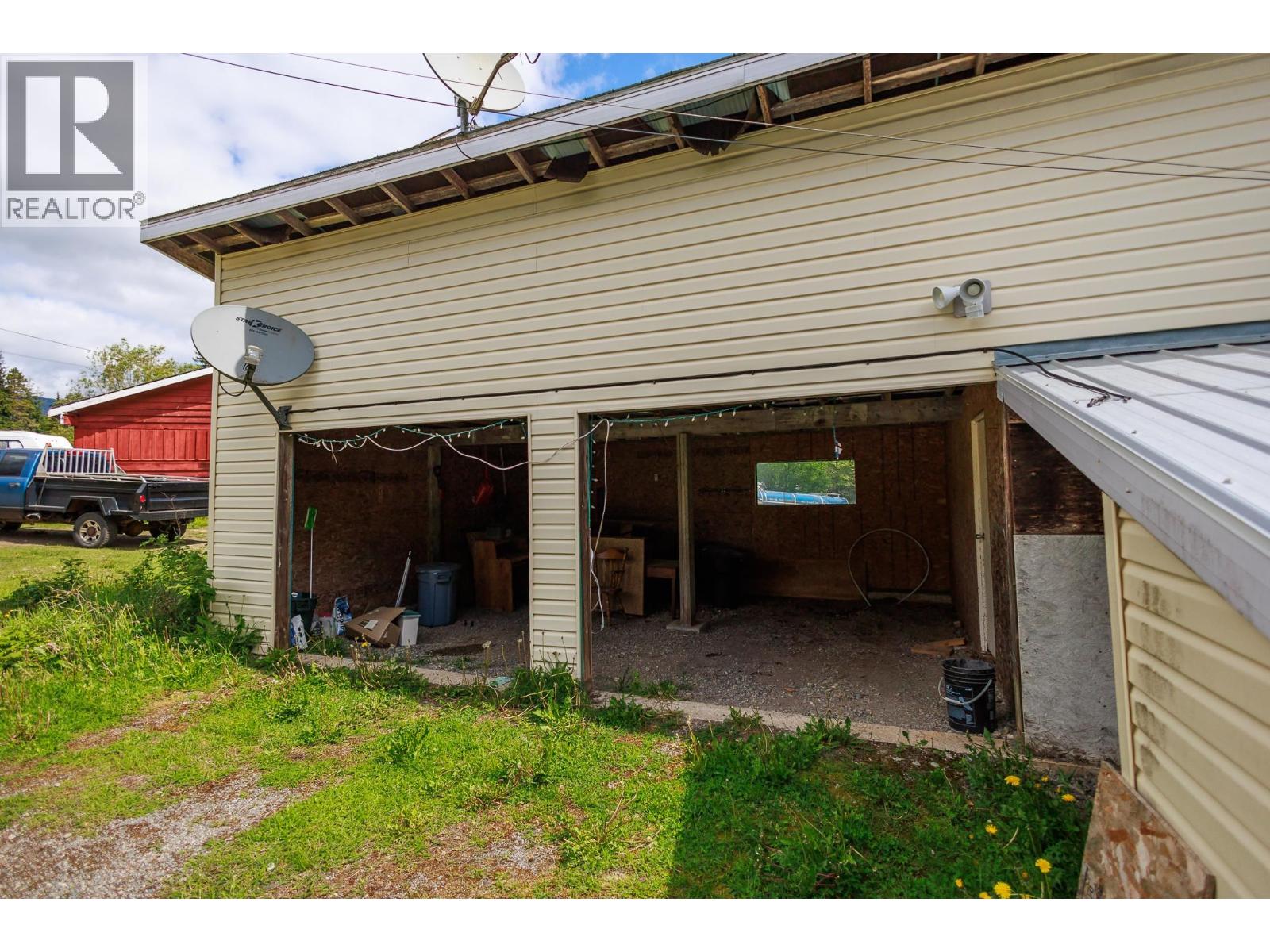5532 KLEANZA DRIVE - 35