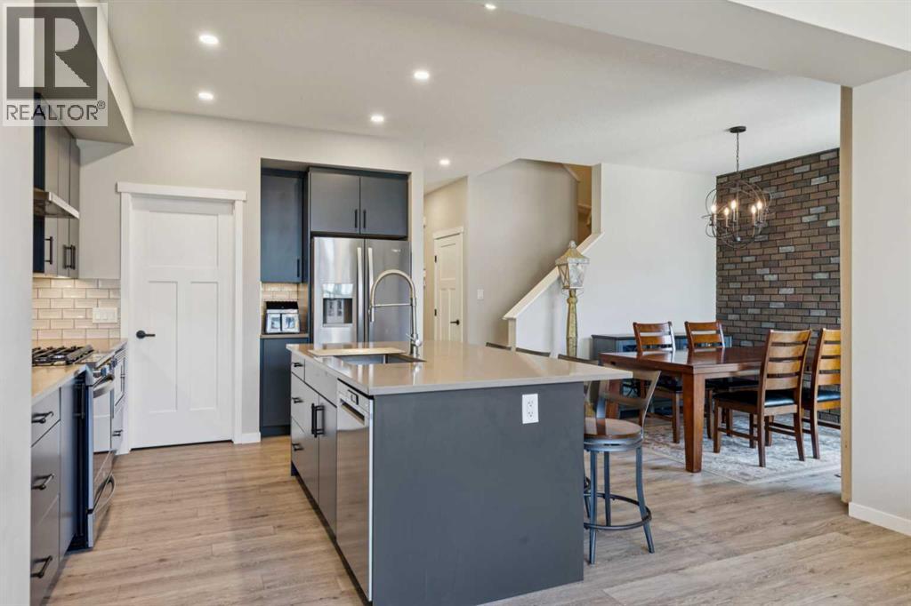 293 Masters Avenue SE - 9